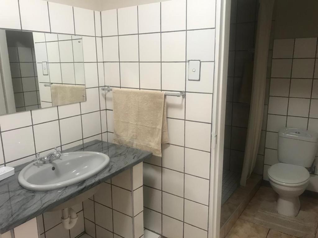Urbanlife Keetmanshoop Accommodation Extérieur photo