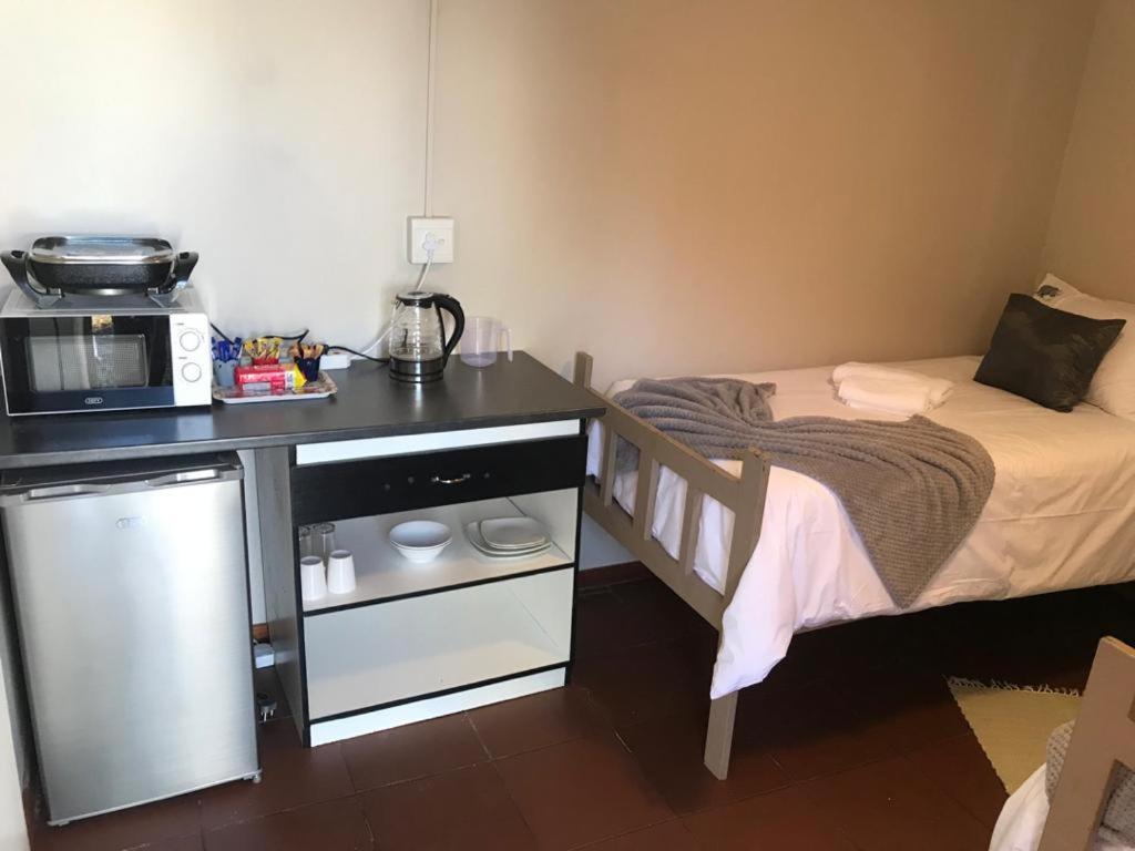 Urbanlife Keetmanshoop Accommodation Extérieur photo