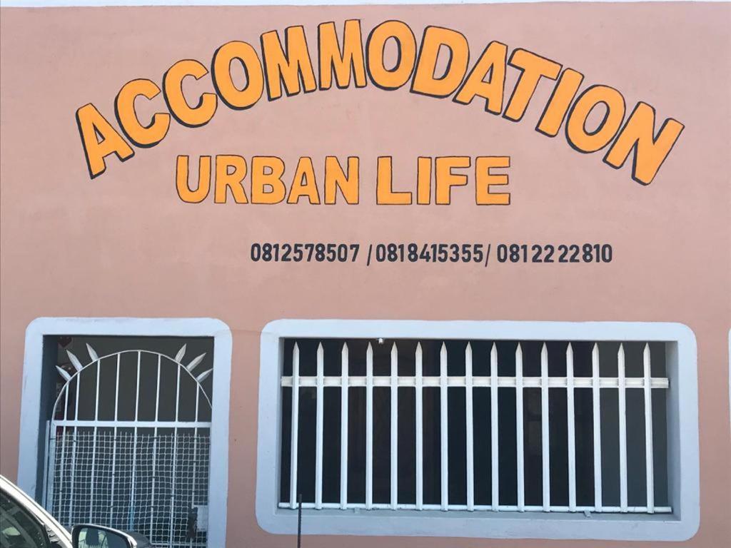 Urbanlife Keetmanshoop Accommodation Extérieur photo