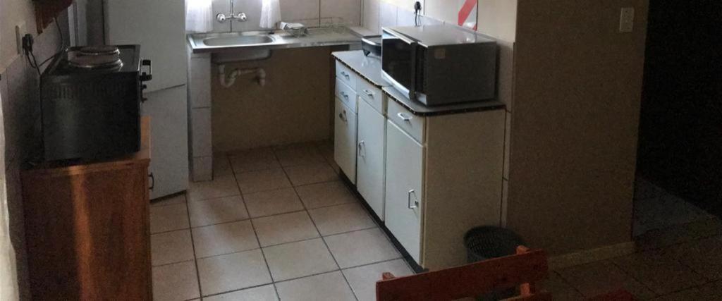 Urbanlife Keetmanshoop Accommodation Extérieur photo
