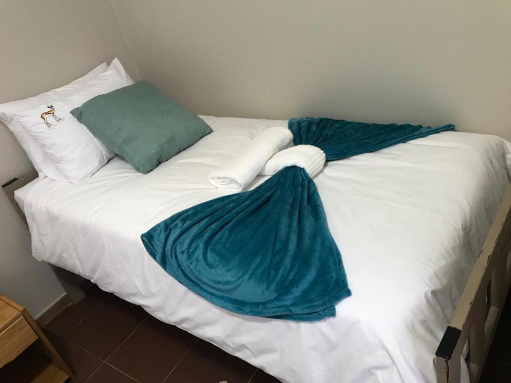 Urbanlife Keetmanshoop Accommodation Extérieur photo